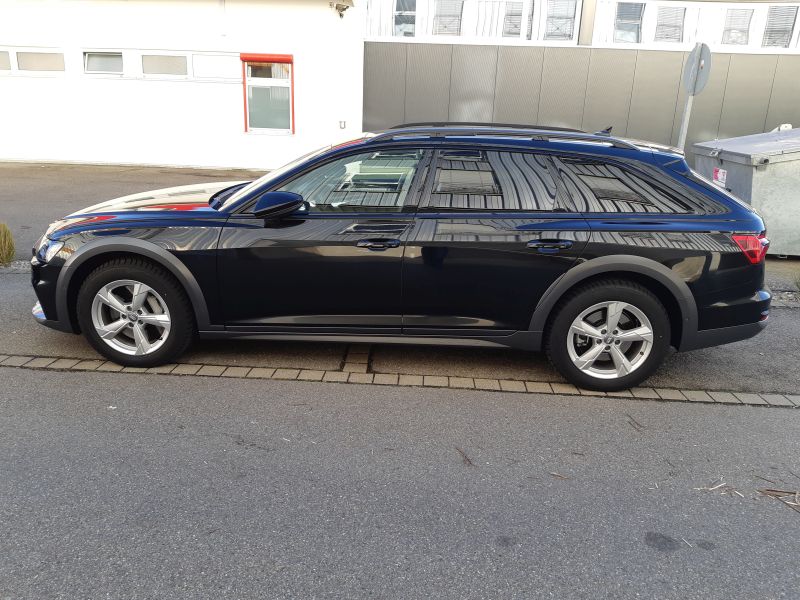 Audi A6 Allroad quattro.jpg