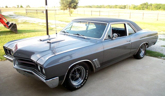 Buick GS400 1967.jpg