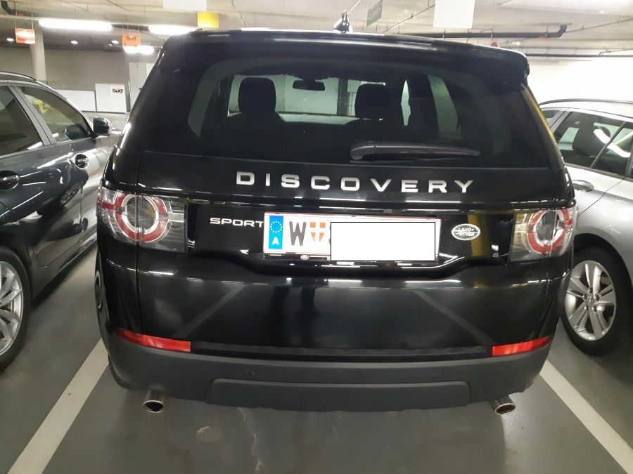 Sixt Landrover.jpg